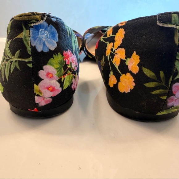 Nine West Floral Pointed Toe D’Orsay Flats Size 7.5 Black Multi - Picture 6 of 6